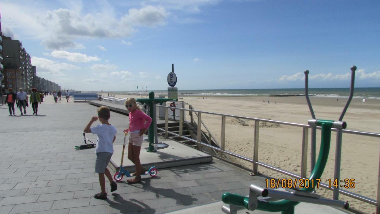 Toplocatie Middelkerke Frontal Sea View Eksteriør billede